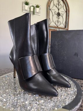 Leather Pointed-Toe Black Stiletto Ankle Boots